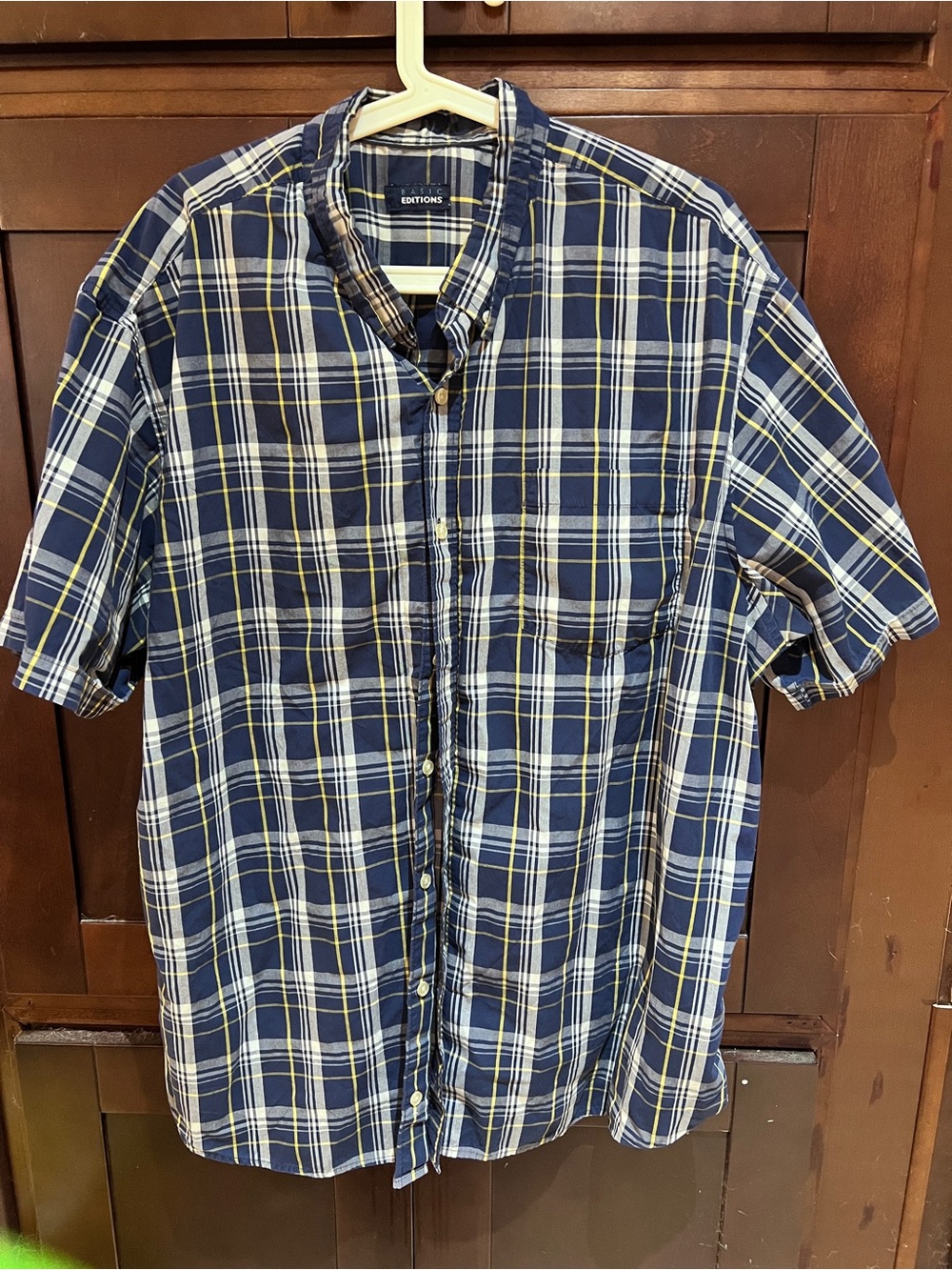 Basic Editions Navy and White Plaid Short-Sleeve Button-Down Shirt